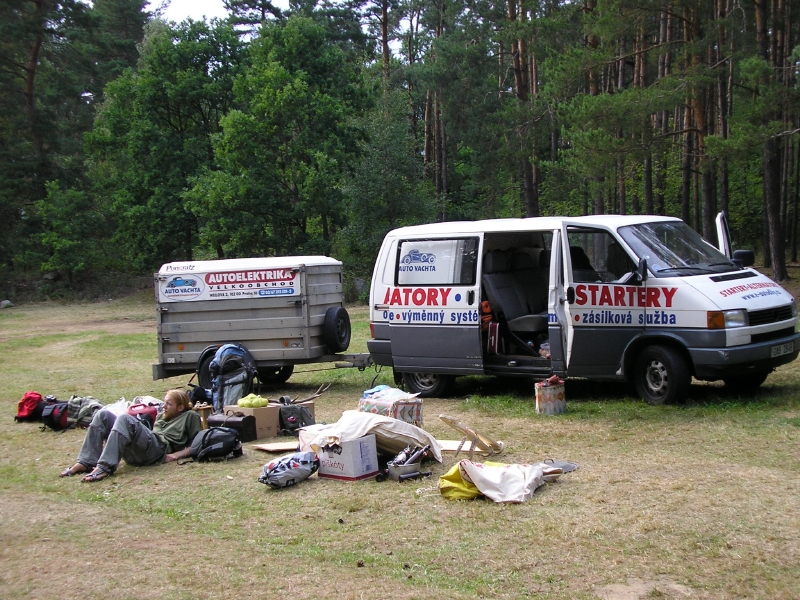 Skoro vybalen transporter